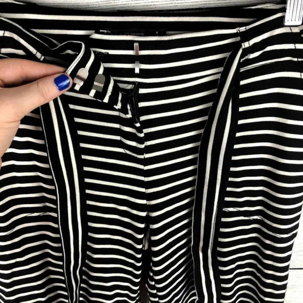 New York & Co Stretch Knit Striped Wide Leg Pant 4 - Picture 5 of 12